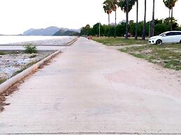 Pranmanee Beach Resort