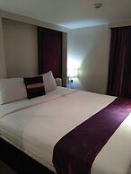 Paradiso Boutique Suites