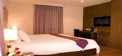 Paradiso Boutique Suites