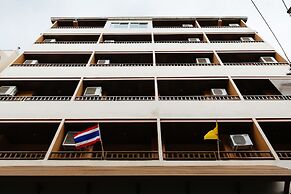 Thipurai Beach Hotel