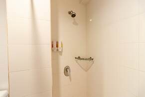 Thipurai Beach Hotel