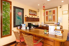 Thipurai Beach Hotel