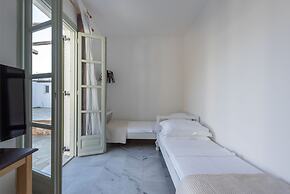 Parosland Hotel