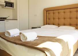 Adonis Aix-en-Provence