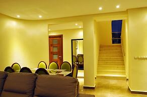 Mnar Castle Apartments