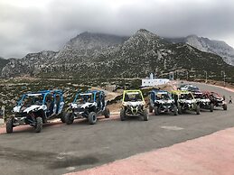 Mnar Castle Apartments