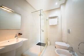 Mnar Castle Apartments