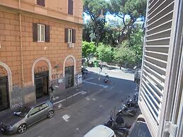 Max House Bed & Breakfast