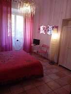 Max House Bed & Breakfast