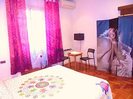 Max House Bed & Breakfast