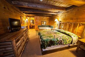 Log Cabin Lodge & Suites