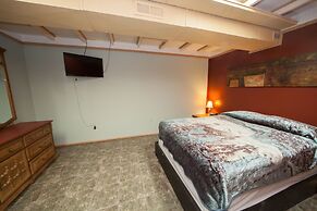 Log Cabin Lodge & Suites