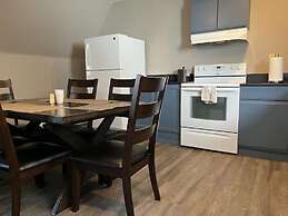 Sunrise Inn Villas and Suites