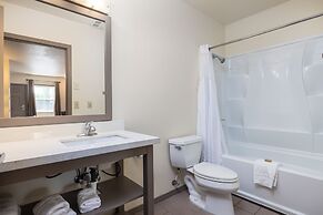 Sunrise Inn Villas and Suites