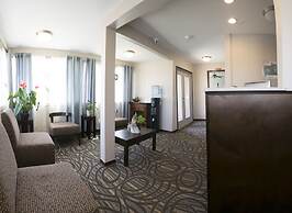 Sunrise Inn Villas and Suites