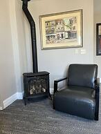 Sunrise Inn Villas and Suites