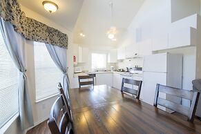 Sunrise Inn Villas and Suites