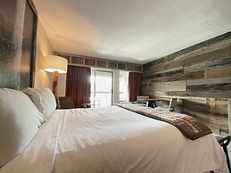 The Lodge at Chetola Resort