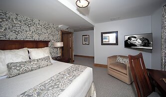 The Lodge at Chetola Resort