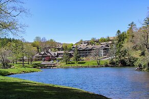 The Lodge at Chetola Resort