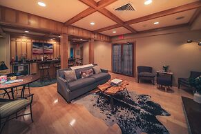 The Lodge at Chetola Resort