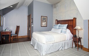 The Lodge at Chetola Resort