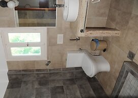 Captain's Studios & Apartments