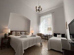 Boutique Aparthotel & Apartments