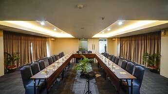 Whiz Hotel Pemuda Semarang