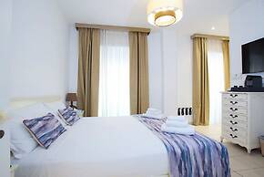 St. Peter' Six Rooms & Suites