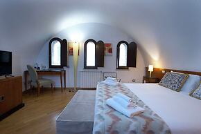 St. Peter' Six Rooms & Suites