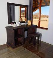 Solitaire Desert Farm