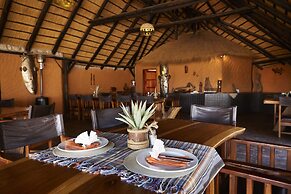 Solitaire Desert Farm