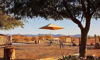 Solitaire Desert Farm