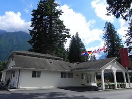 Skagit Motor Inn