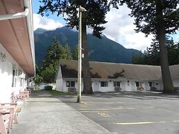 Skagit Motor Inn