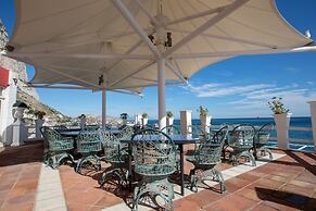 The Caleta Hotel Health, Beauty & Conference Centre