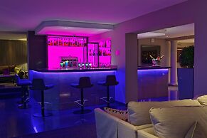 The Caleta Hotel Health, Beauty & Conference Centre