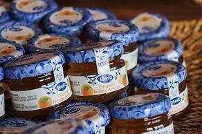 The Caleta Hotel Health, Beauty & Conference Centre