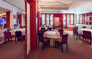 The Caleta Hotel Health, Beauty & Conference Centre