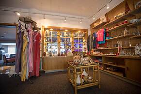 The Caleta Hotel Health, Beauty & Conference Centre