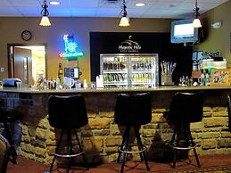 Cobblestone Inn & Suites - Denison Majestic Hills