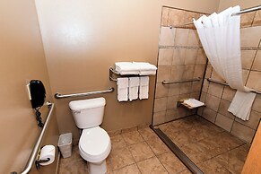 Cobblestone Inn & Suites - Denison Majestic Hills