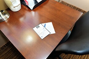 Cobblestone Inn & Suites - Denison Majestic Hills