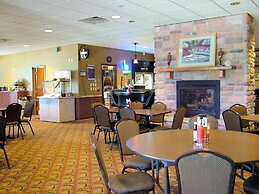 Cobblestone Inn & Suites - Denison Majestic Hills