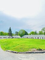 Stonybrook Motel & Lodge