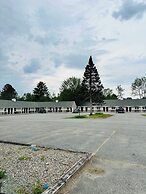 Stonybrook Motel & Lodge