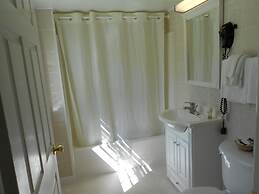 Stonybrook Motel & Lodge