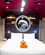 Nicky's Handlebar Hotel