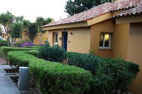 Makronisos Village